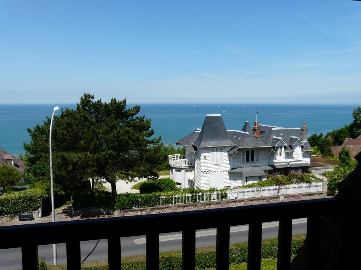 Le Cottage Vue Mer เบแนร์วิลล์-ซูร์-แมร์ ภายนอก รูปภาพ