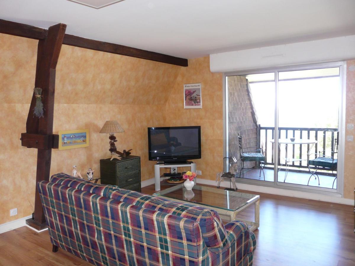 Le Cottage Vue Mer เบแนร์วิลล์-ซูร์-แมร์ ภายนอก รูปภาพ